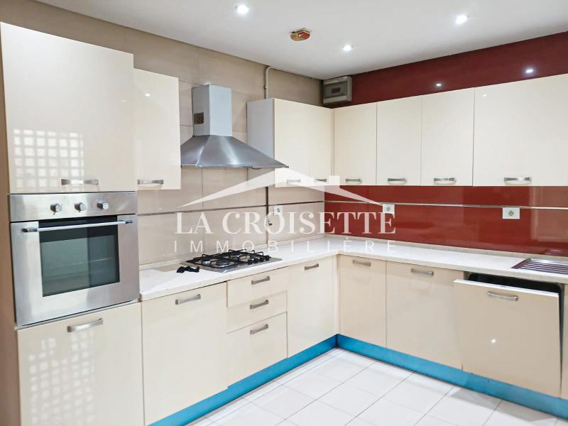 Appartement S+3 à La Marsa